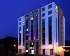 Otel Holiday Inn Express London - Watford Junction (Watford, Birleşik Krallık)