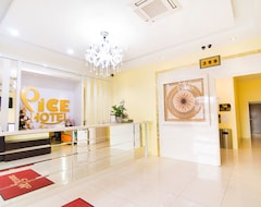 Hotelli Pice Hotel (Bukit Mertarjam, Malesia)