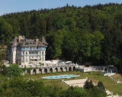 Hôtel Château des Avenières (Cruseilles, France)