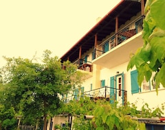 Majatalo Aigaion Guesthouse (Kariotes, Kreikka)