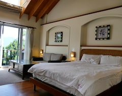 Koko talo/asunto Ailiga Travel Villa (Renai Township, Taiwan)