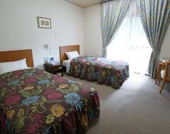 فندق Hosenbo Lodge (Seiyo, اليابان)