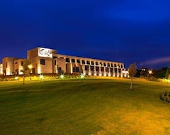 Khách sạn Castillo De Gorraiz Hotel Golf & Spa (Egües, Tây Ban Nha)