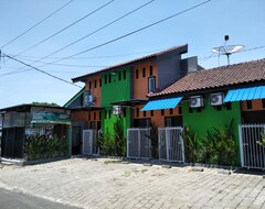 Hotel Titans Greenhouse (Banyuwangi, Indonezija)