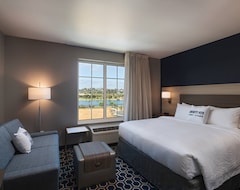 Otel TownePlace Suites by Marriott San Diego Airport/Liberty Station (San Diego, ABD)