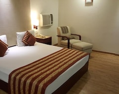 Hotel Oyo Rooms Near Neelam Bata Road (Faridabad, India)