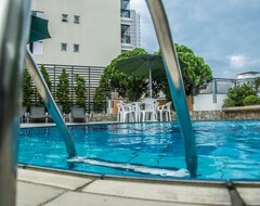 Aparthotel Cosmopolitan Praia Flat (Santos, Brasil)