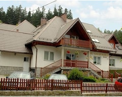 Khách sạn Karkonosze (Karpacz, Ba Lan)