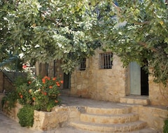 Khách sạn Dana Moon (At-Tafilah, Jordan)