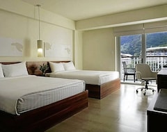 Pico Sands Hotel Premier Lagoon Room (Nasugbu, Philippines)