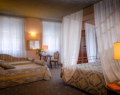 Khách sạn Hotel Palazzo dal Borgo (Florence, Ý)