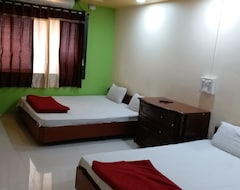 Hotel Renuka lodging & bording (Nashik, Indien)