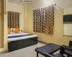 Khách sạn SPOT ON 65339 New Royal Lodge (Pune, Ấn Độ)