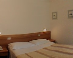 Hotelli Casa Portofino Rooms&Breakfast (Cesenatico, Italia)
