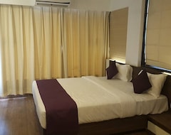 Otel Crown Inn (Navi Mumbai, Hindistan)