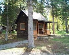 Camping site Rivière (Petit-Saguenay, Canada)