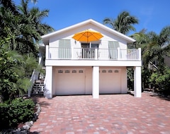 Hotel La Casa On Mango, Heated Pool - 5 Min Walk To The Beach (Fort Myers Beach, USA)