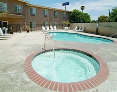 Khách sạn Comfort Inn Fresno (Fresno, Hoa Kỳ)