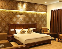 Hotel Gopinath The Grand (Karnal, India)