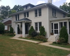 Entire House / Apartment Historic Home For That Special Occasion (Charlotte, USA)