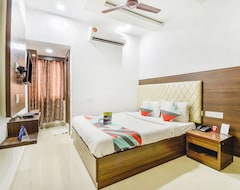 Otel OYO 6626 Khaleej Residency (Chennai, Hindistan)