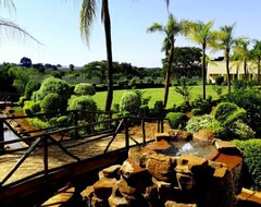 Khách sạn Naledzi Hotel & Conference centre (Thohoyandou, Nam Phi)