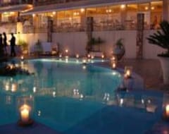 Huoneistohotelli Dionysos Village Resort (Lassi, Kreikka)
