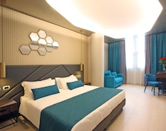 The Hive Hotel (Rome, Italy)