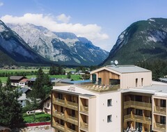 Khách sạn Hotel Kristall (Leutasch, Áo)