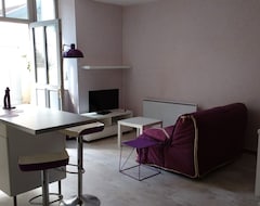 Hele huset/lejligheden Apartment In Salies (Salies-de-Béarn, Frankrig)