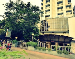 Khách sạn Budget Inn Bellevue (Surat, Ấn Độ)
