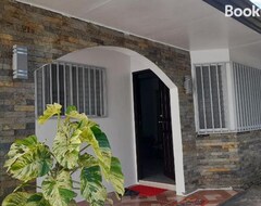 Koko talo/asunto Dennis Fhin Residence (Bacolod City, Filippiinit)