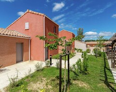 Toàn bộ căn nhà/căn hộ Semi-detached Home In The Hinterlands Of Languedoc (Saint-Christol, Pháp)