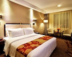 Khách sạn Minshan Yuanlin Grand Hotel (Trùng Khánh, Trung Quốc)