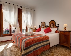 Hotel San Samuele (Venedik, İtalya)