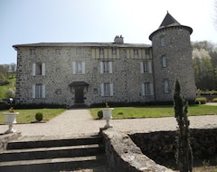 Bed & Breakfast Chateau de la Moissetie (Aurillac, France)