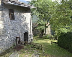 Toàn bộ căn nhà/căn hộ Historic Hillside Cottage In Tuscan Appennines (Granaglione, Ý)