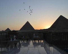 Nhà nghỉ Comfort Pyramids Inn (El Jizah, Ai Cập)