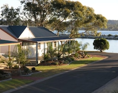 Lomakeskus Coachhouse Marina Resort (Batemans Bay, Australia)