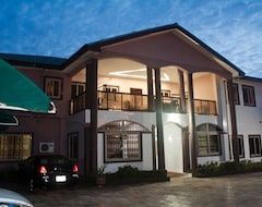 Khách sạn Downtown West Legon (Accra, Ghana)