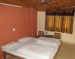 Khách sạn Hotel Raturi State Barkot (Uttarakashi, Ấn Độ)