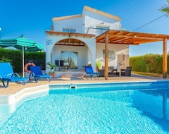 Hotel Argaka Sun Villa Ena: Large Private Pool, Walk To Beach, Sea Views, A/c, Wifi (Pafos, Cipar)