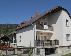 Bed & Breakfast Berkes Vendeghaz (Badacsony, Hungary)