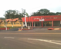Khách sạn Hotel Pousada Brauna (Braúna, Brazil)