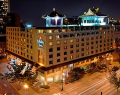 Holiday Inn Montreal Centre Ville Downtown, an IHG Hotel (Montréal, Canada)