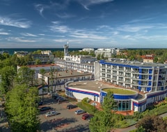 Hotel Unitral (Mielno, Polen)
