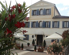 Khách sạn Cà Nova Alloggi (Mestre, Ý)