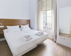 Hotel Minimal Rooms (Málaga, Spain)