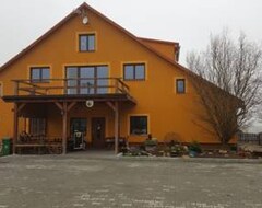 Hostel Guest House Eqilon (Mělník, Çek Cumhuriyeti)