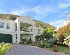 Hotel Von Abercron Residence (Hermanus, South Africa)